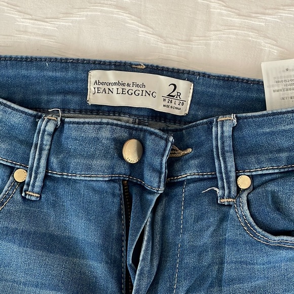 Abercrombie & Fitch Jean Legging - Picture 2 of 5